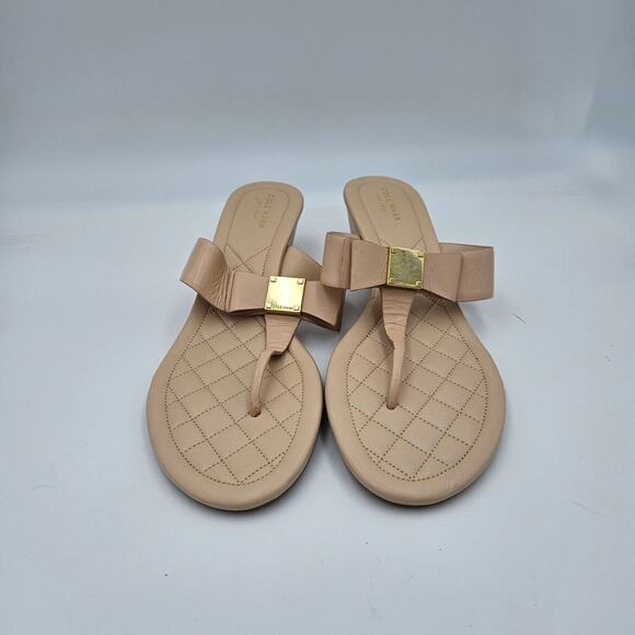 Cole Haan Womens Tali Sandal Size 10.5 Leather Thong Flip Flop Gold Bow Quilted - Picture 1 of 6